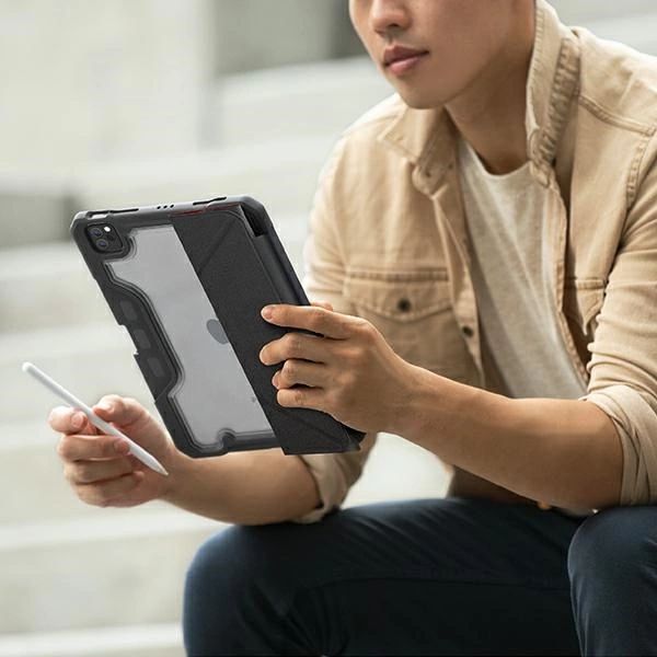 Etui Uniq Trexa Na Ipad Pro 11'' 2021/2020 - Czerwone
