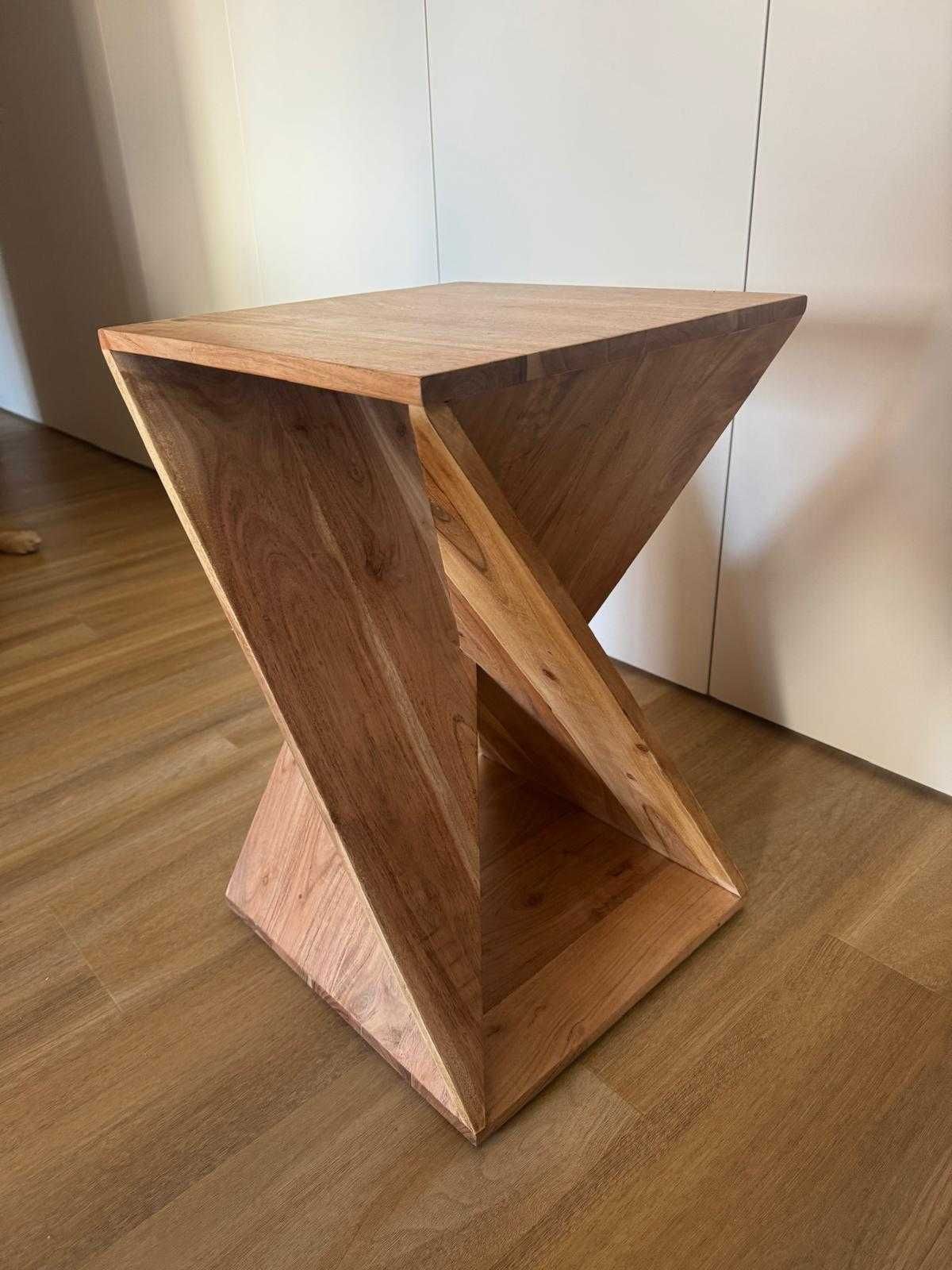 Mesa de Apoio em Madeira de Acácia
