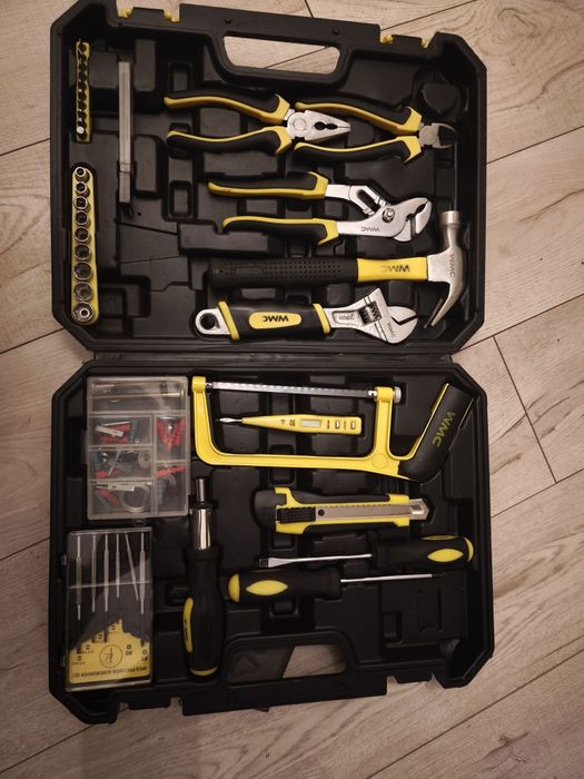 Набір інструментів по дому