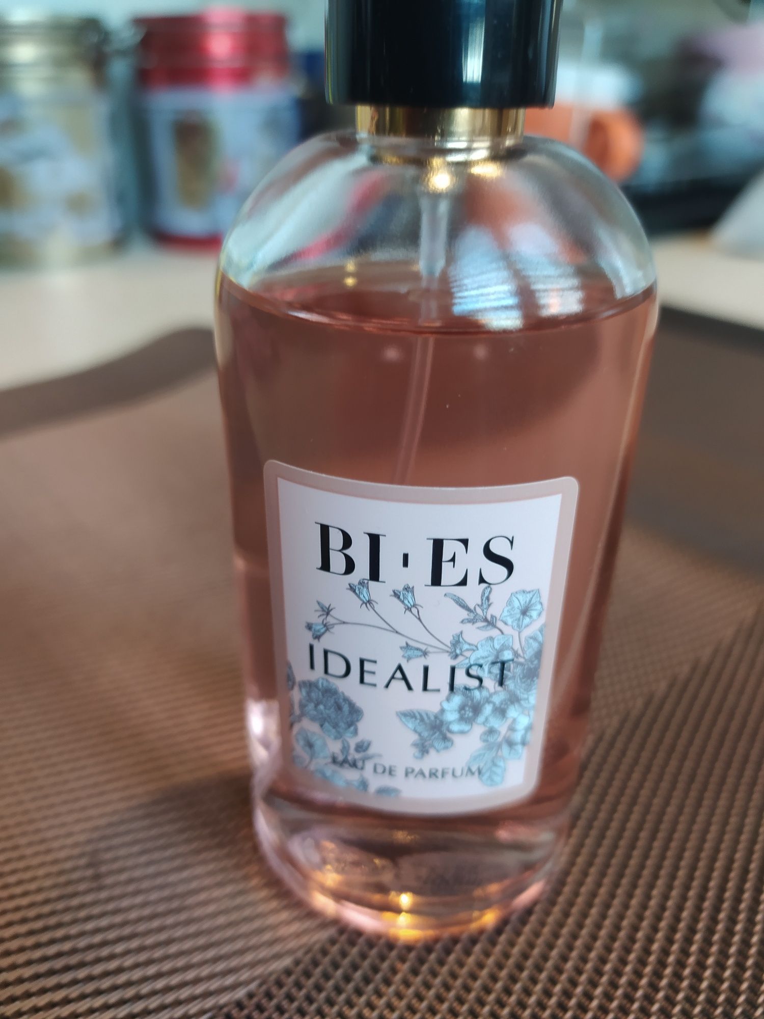 Sprzedam perfumy miklein i bies