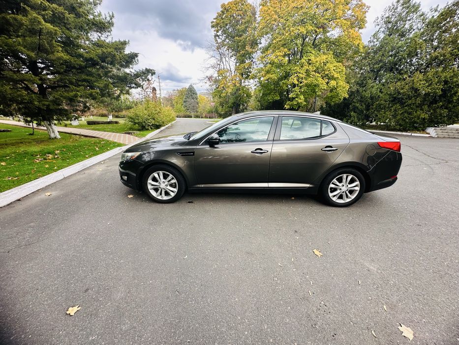 Kia Optima 2.4 2013 року
