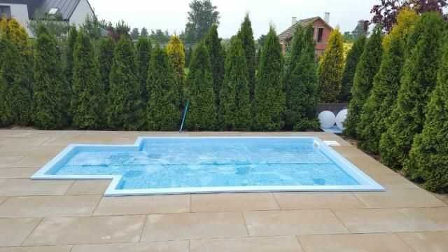Basen ogrodowy poliestrowy RIO 450x242x135