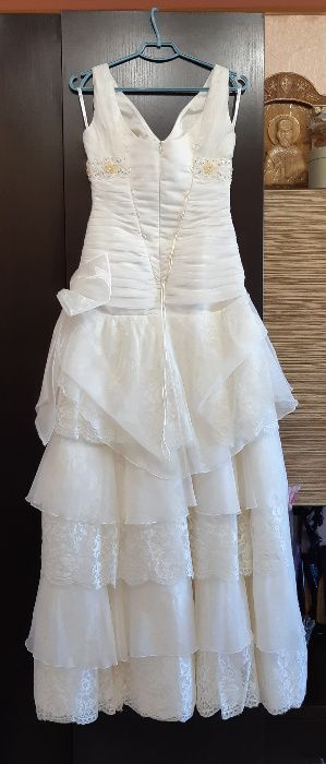 Свадебное платье цвет айвори раз. 42/44 rus Alice-fashion