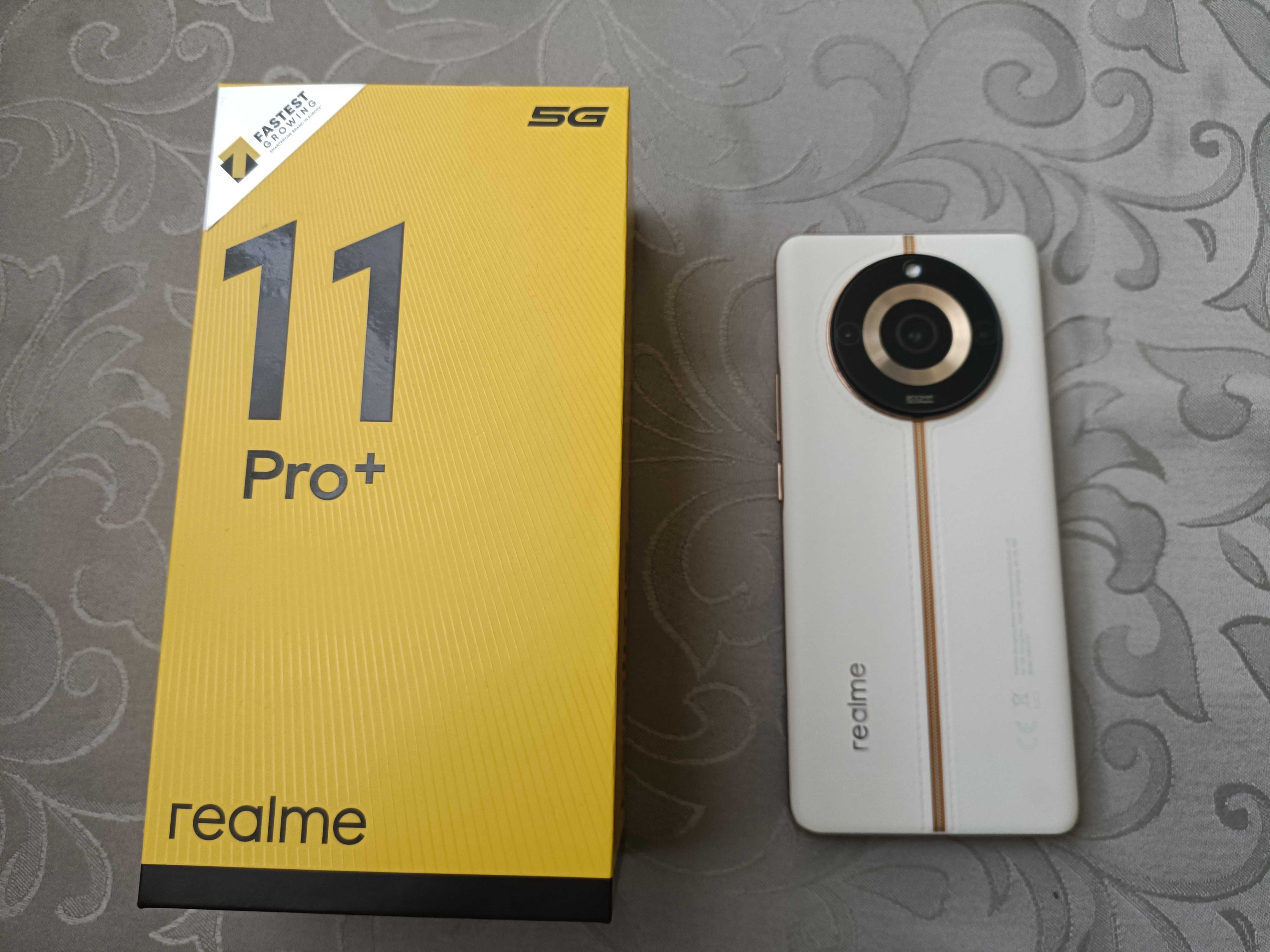 Realme 11 pro + Beżowy 12/512 GB android 14