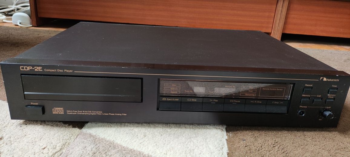 Odtwarzacz CD Nakamichi CDP-2E