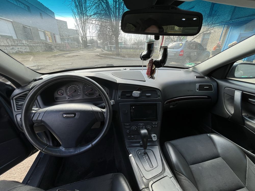 Продам volvo s60 2002р.