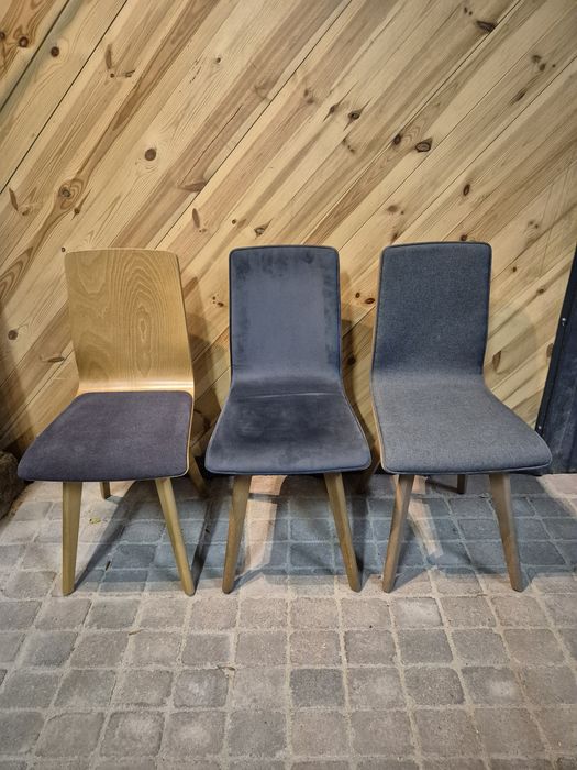 22x Krzesło dębowe tapicerowane skandynawskie FAMEG | Biuro | Firma |