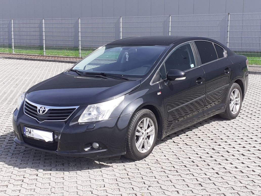 Toyota Avensis- Niezawodna  !!!