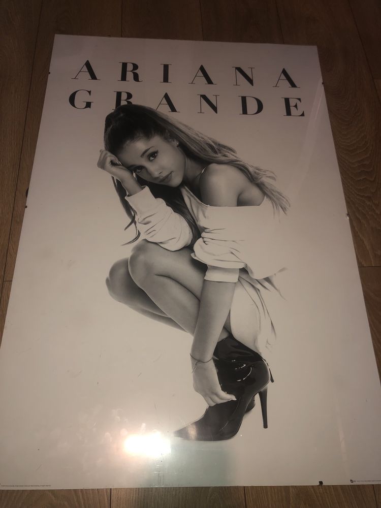 Plakat Ariany Grande