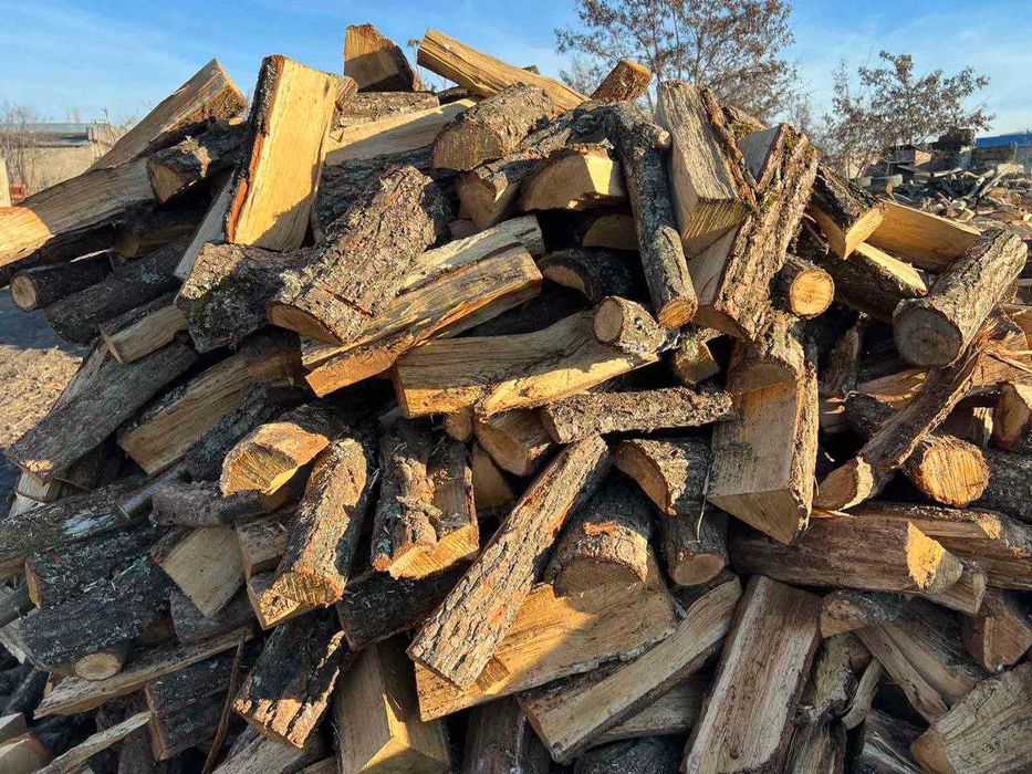 Продам Дрова рубаные, дуб, граб ,береза, ольха с доставкой.