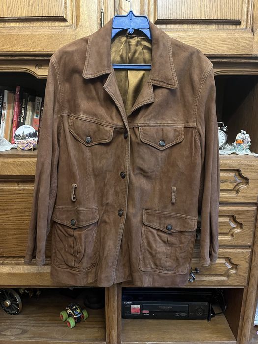 Шкіряні жіночі піджаки