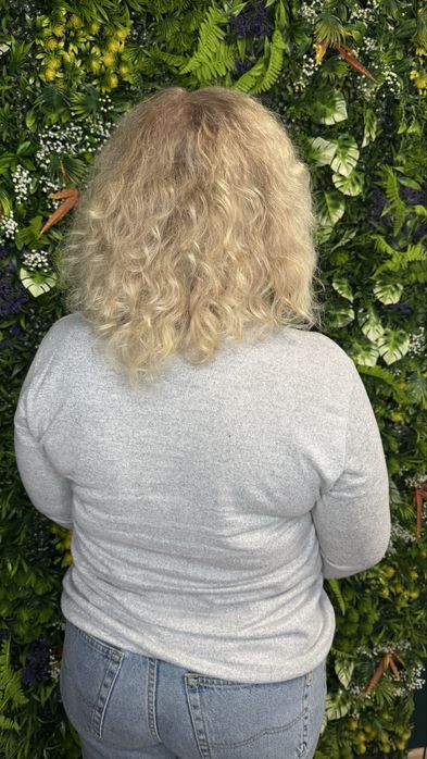 Нарощування волосся