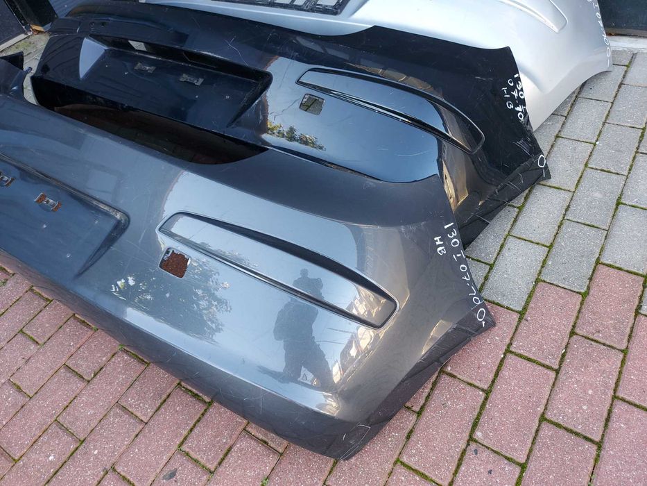 Hyundai i30 I 07-10 Hatchback Zderzak tył tylny oryginalny