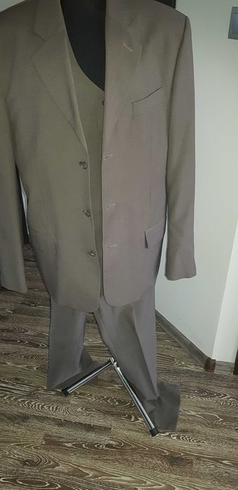 Garnitur męski trzyczęściowy marki Sunset Suits 188/112/98 -rozmiar XL