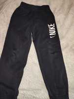 Nike spodnie rozmiar 158