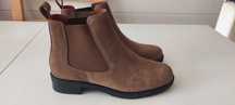 Botas NOVAS camel e preto tam 35-40