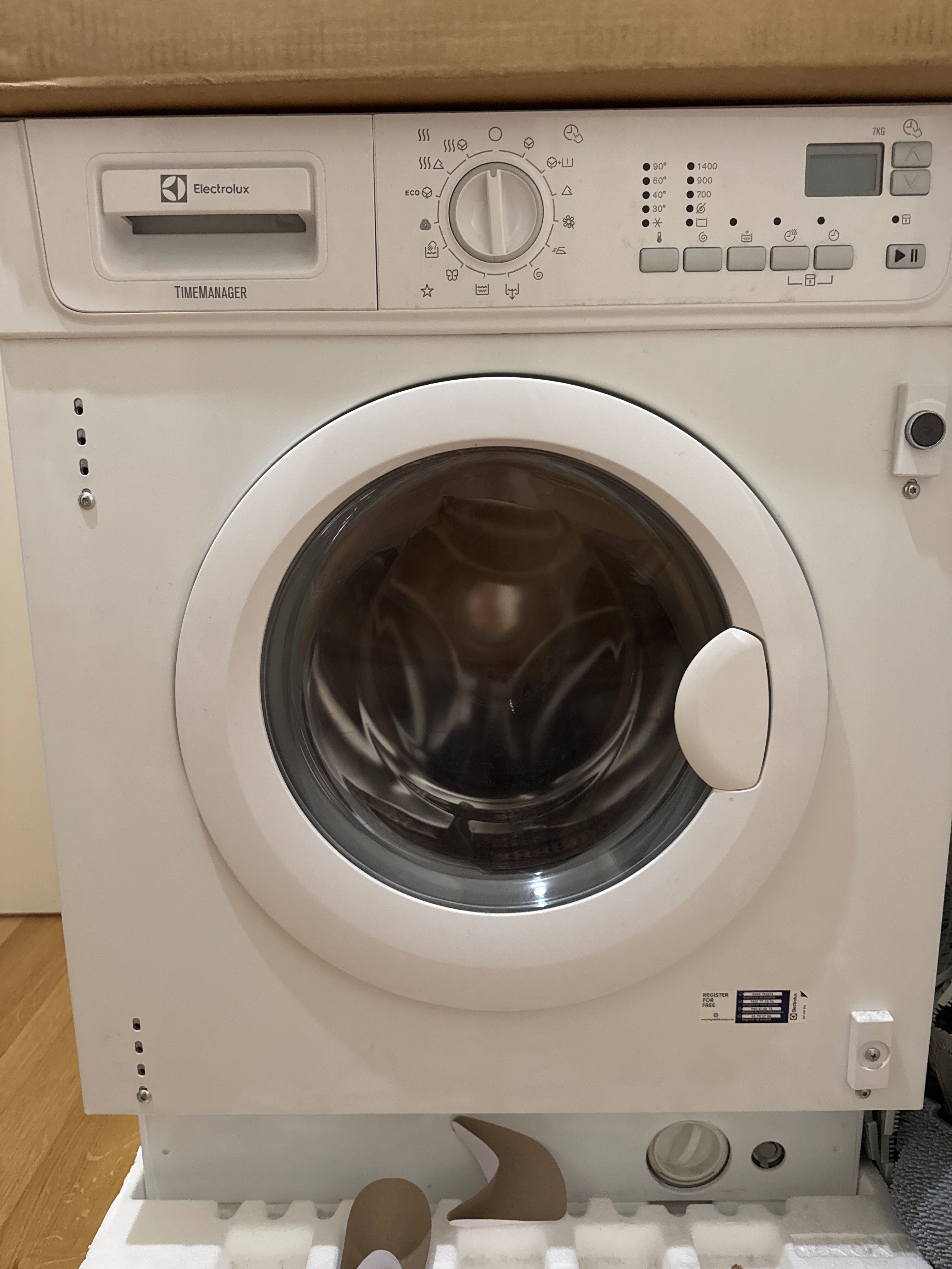 Old washing machine, the drum is not spinning