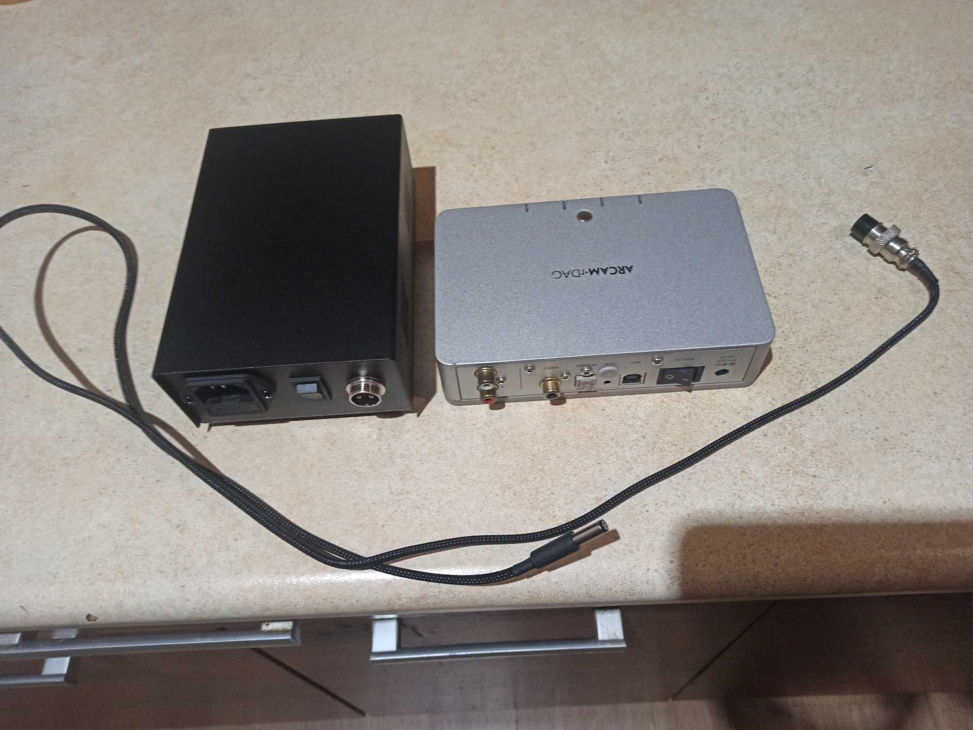 DAC ARCAM rDAC + zasilacz tomanek