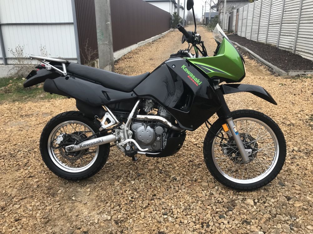 Продам Kawasaki KLR 650 2008 года выпуска, в отличном состоянии.