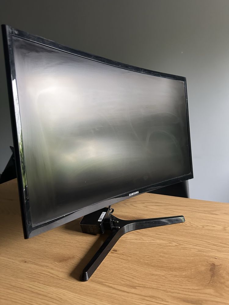Monitor Samsung C24F396FHU