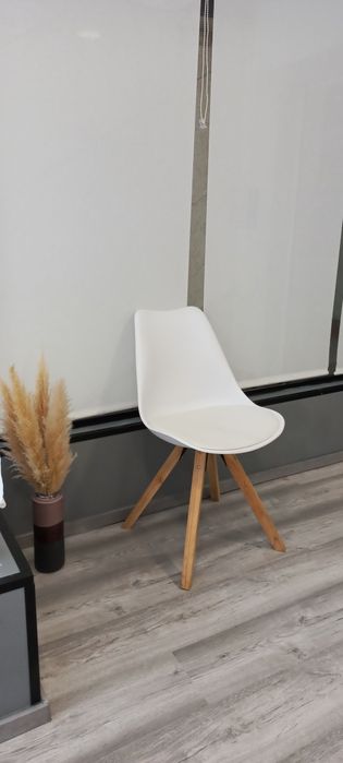 Cadeira estilo nórdico