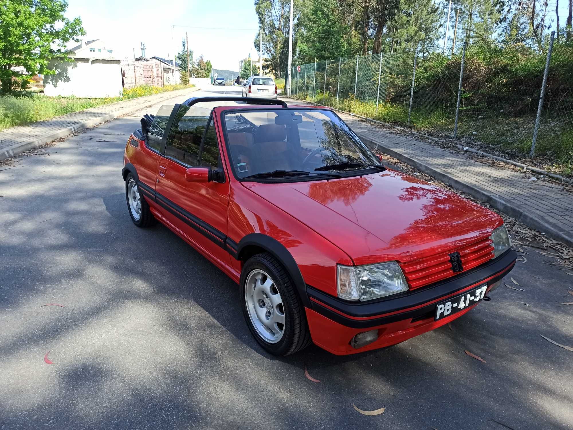 Peugeot 205 CTI CABRIO
