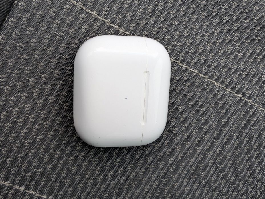 Кейс для наушников airpods 3 A2566