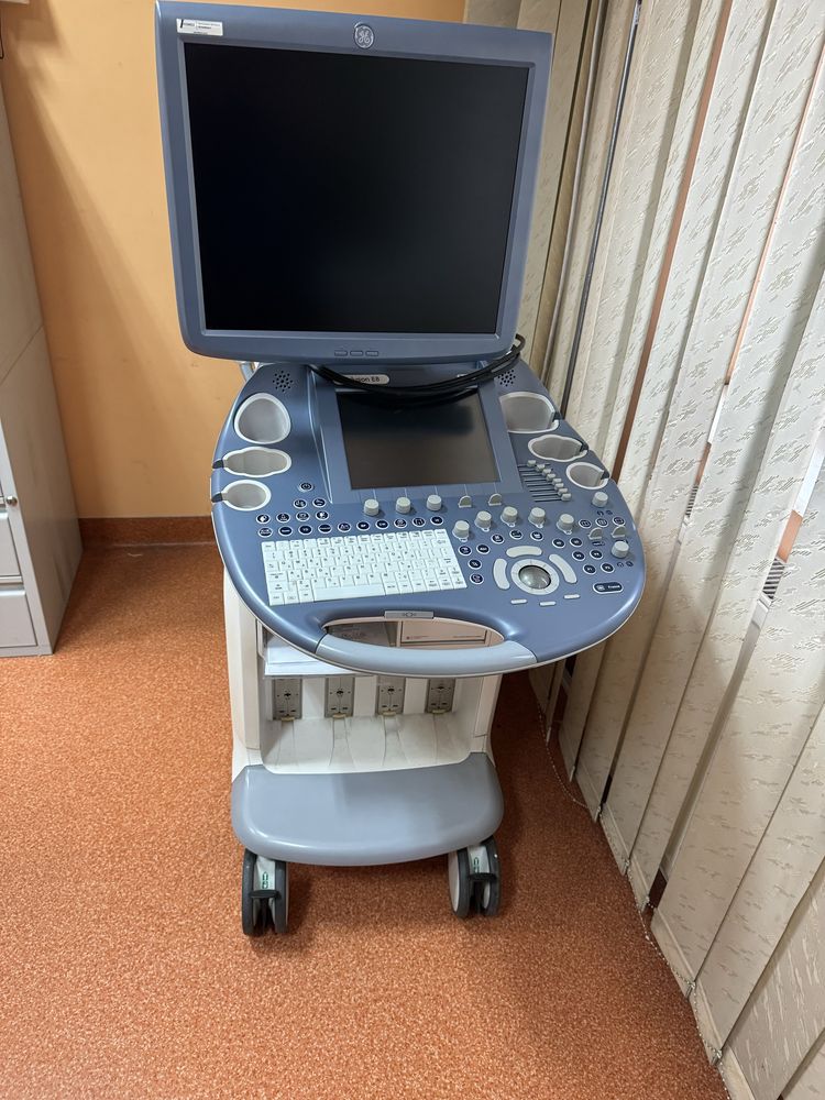 Aparat usg voluson E8 Expert bt12 prod 2012 rekondycja 2019 cena do nc