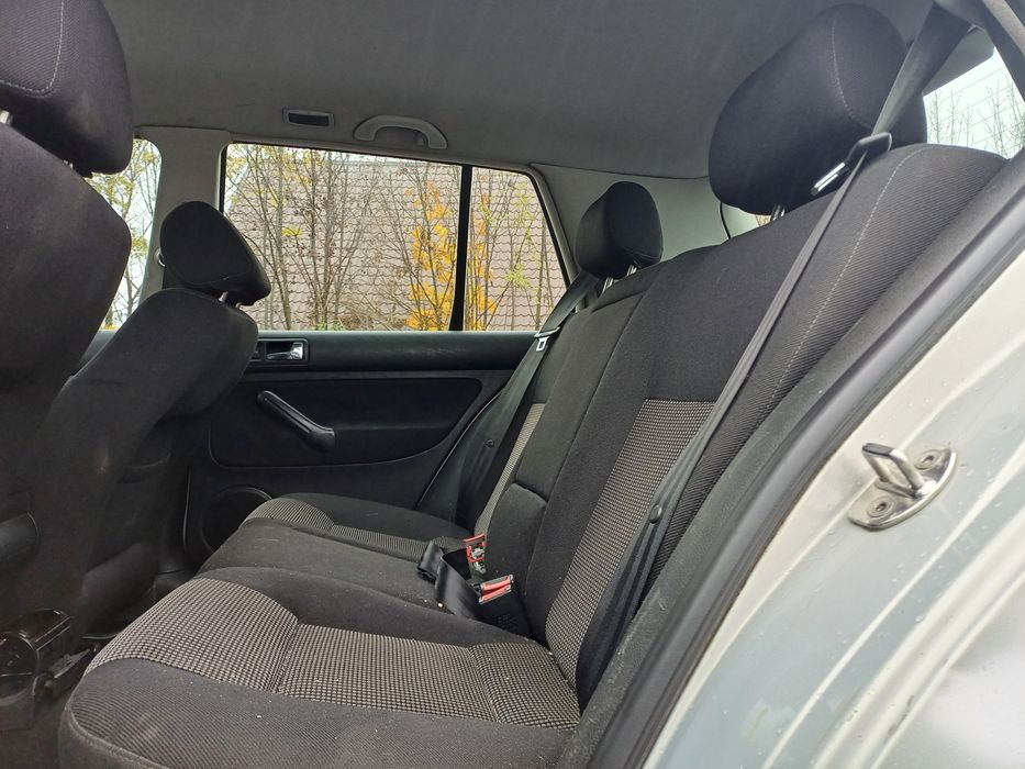 Ładny VW Golf 4 hatchback 5drzwi 1.9tdi 6 biegów alu17" super stan