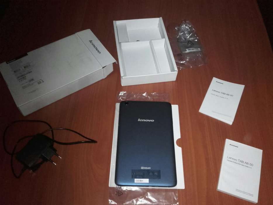 Tablet marca Lenovo A8