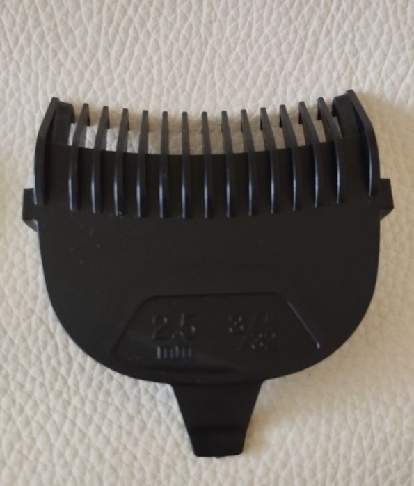 Набор універсальный новый 5 насадок для машинки для стрижки волос.