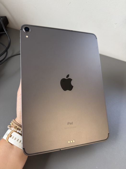 Apple iPad 11 PRO Gen 1 256GB LTE