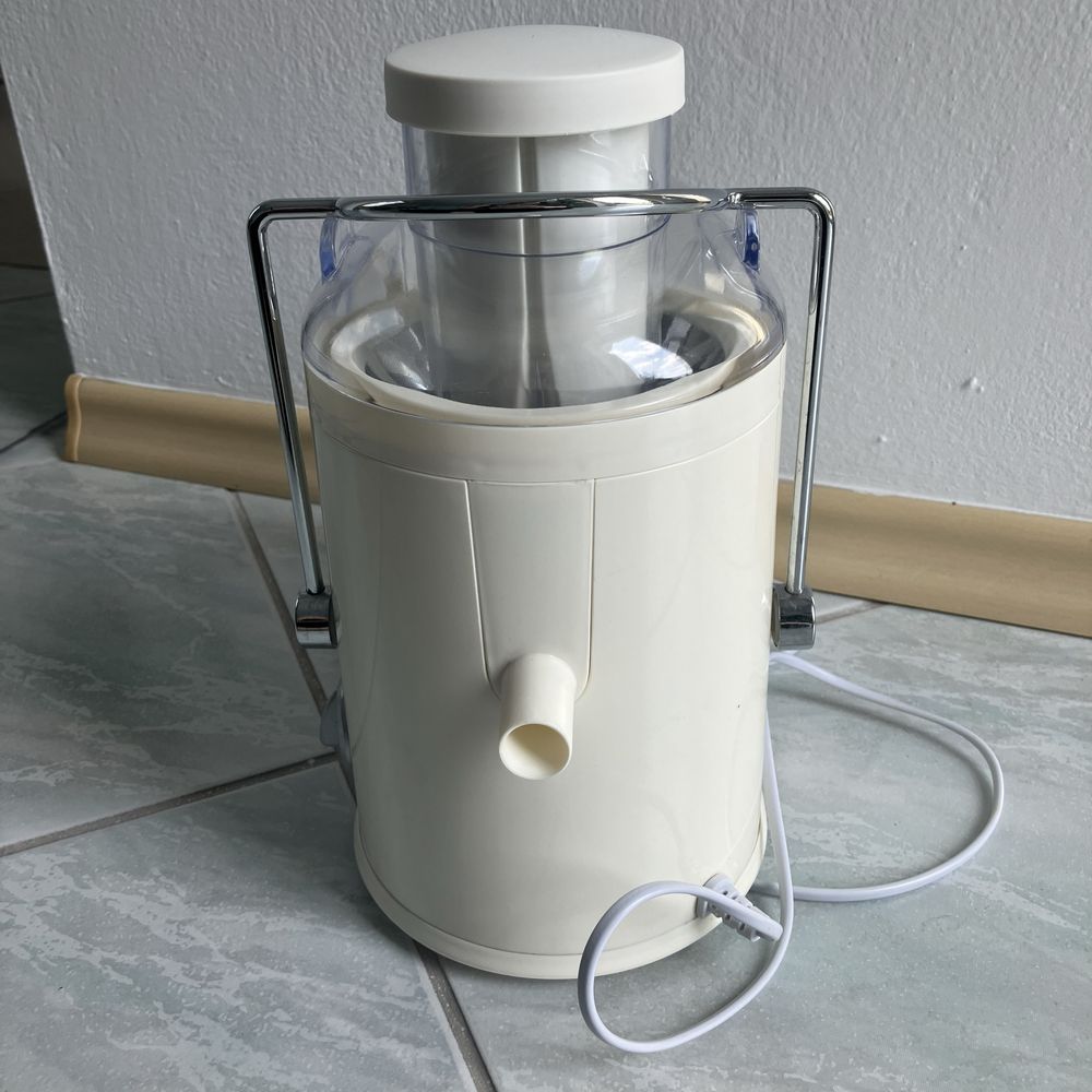 Sokowirówka Mesko MS4102 z instrukcją