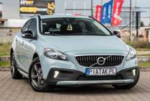 Volvo V40 2018r.  Cross Country bardzo ładny kolor salon Polska