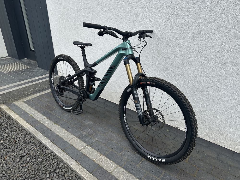 Canyon Strive CFR 2024