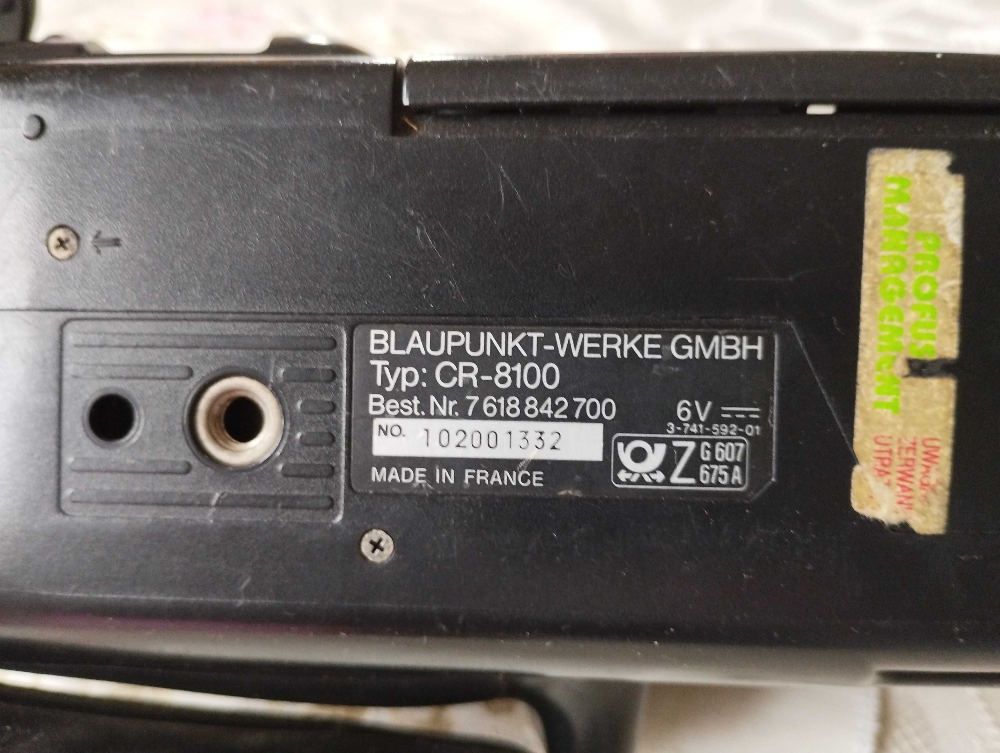 Retro Kamera Blaupunkt CR - 8100 z ładowarką , na kasety
