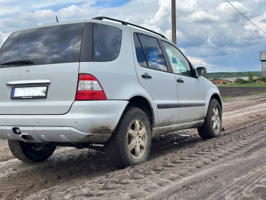 Продам Мерседес ML270