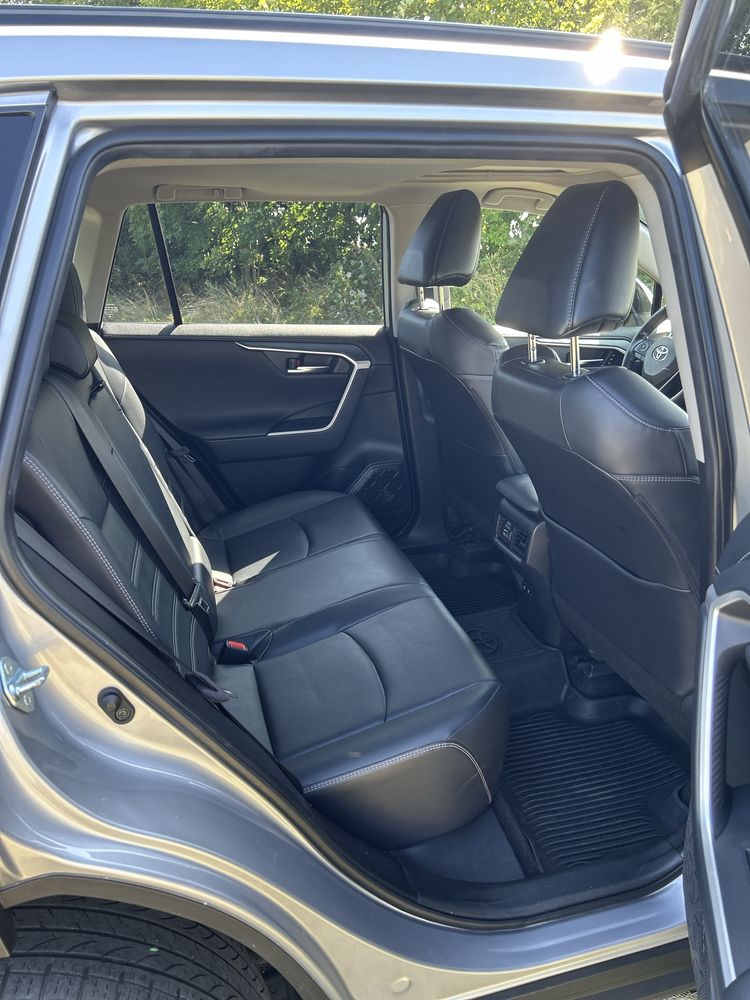 Toyota RAV4 Limited