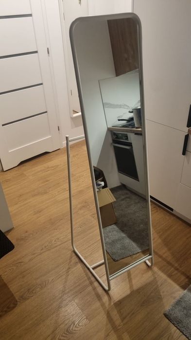 Lustro stojące ikea