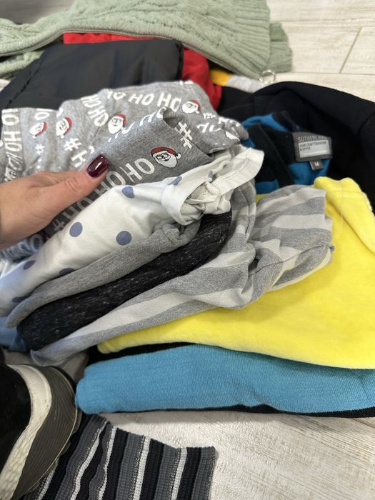 Пакет теплого жіночого одягу осінь-зима куртка светри штани снікерси