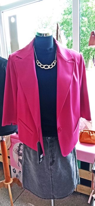 Czarny top typu halter H&M bluzka damska NOWA - sezon wiosna lato 2025