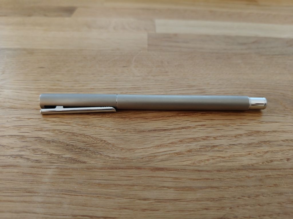 Pióro wieczne Faber-Castell Neo Slim EF