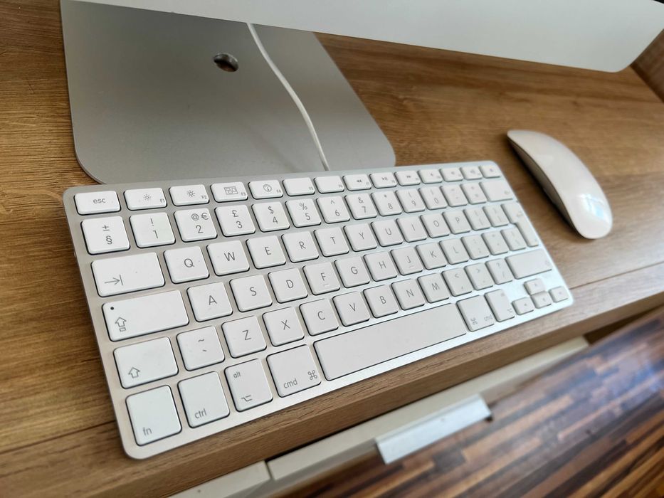 iMac Retina 5K 27" Intel i7 4,2 GHz  32 GB DDR4 - PRO 580 8GB Ram 2017