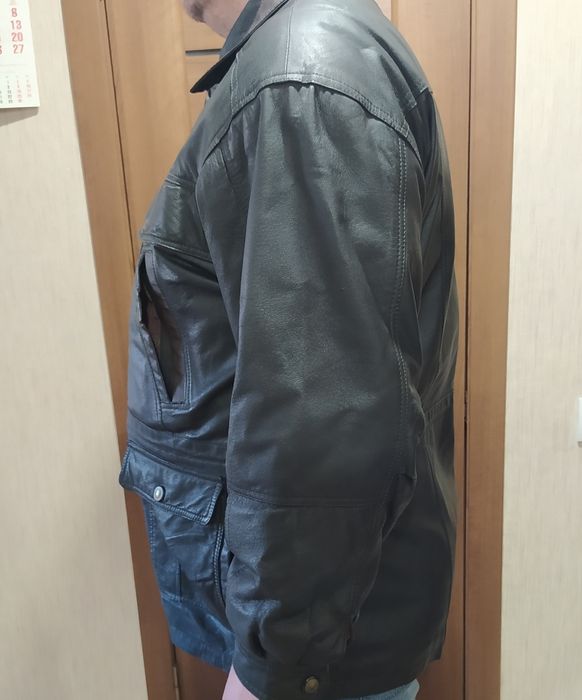 Кожаная мужская куртка.