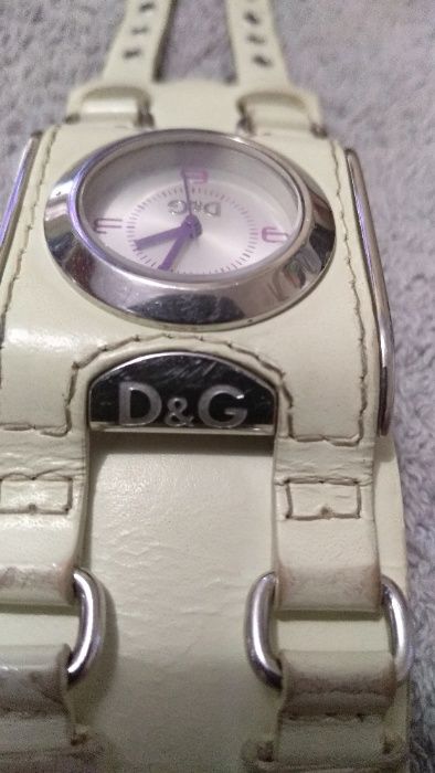 Часы женские D&G