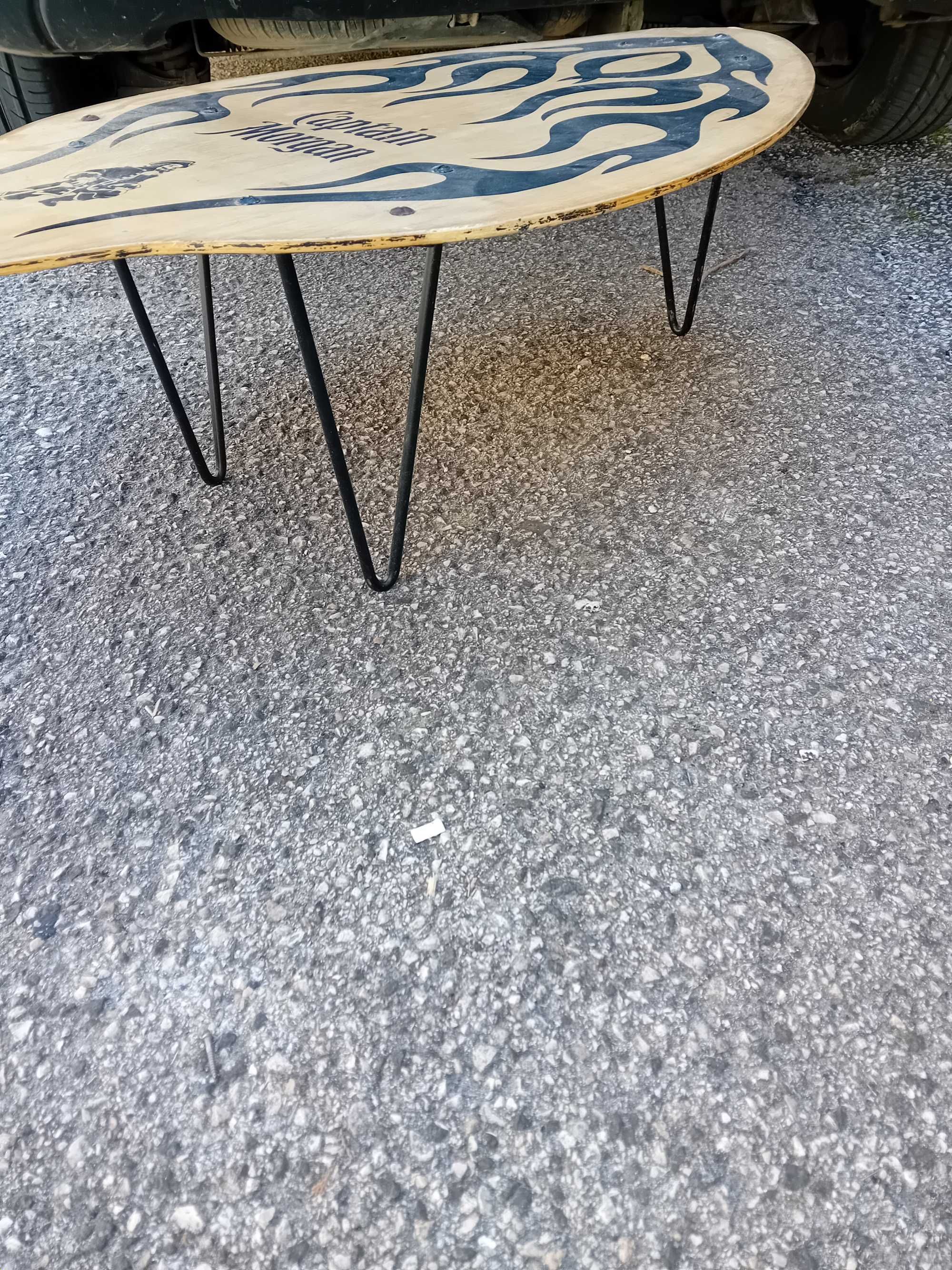 Mesa decorativa skimboard