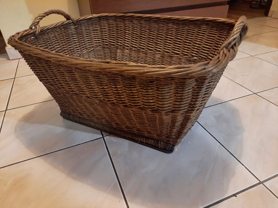 Kosz wiklinowy duży z prl