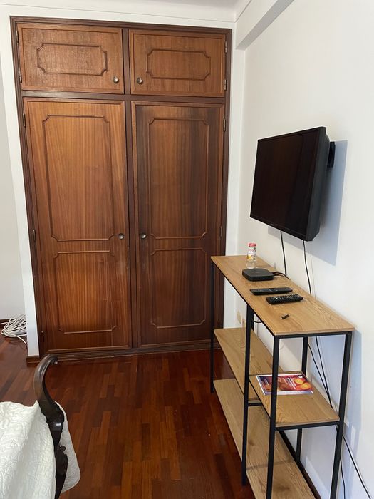 arrenda-se quarto individual