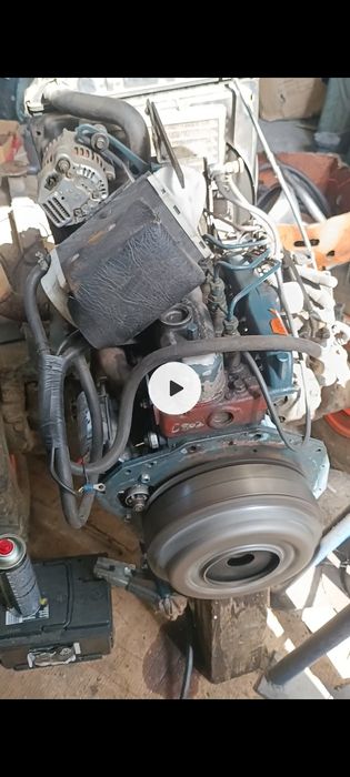 Kubota silnik v1200b napęd skrzynia maska koła błotniki tuz wom zaczep