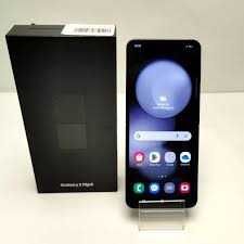 Piękny Samsung Galaxy Z FLIP 5 512GB Graphite Kraków ul. Krakowska 4